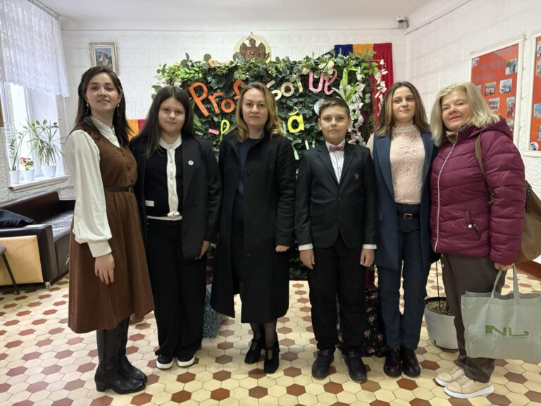 La mulți ani, dragi profesori! 🌟