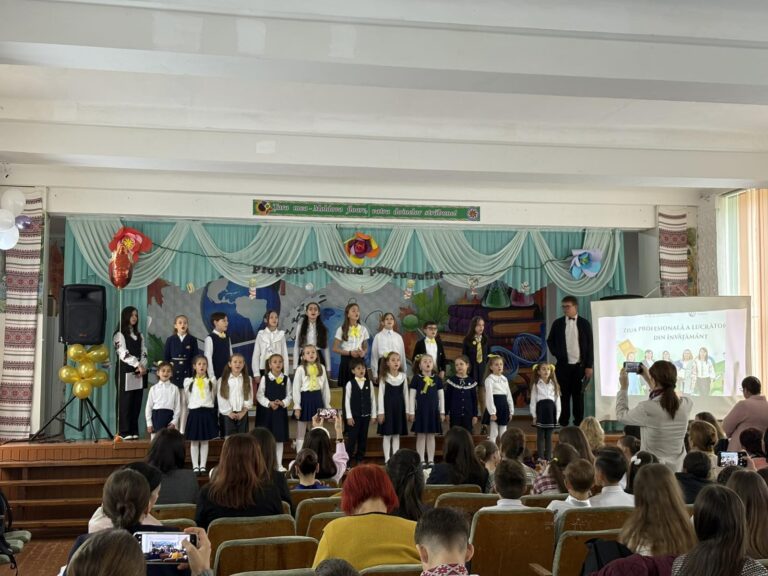 ✨ „Profesorul – lumină pentru suflet”