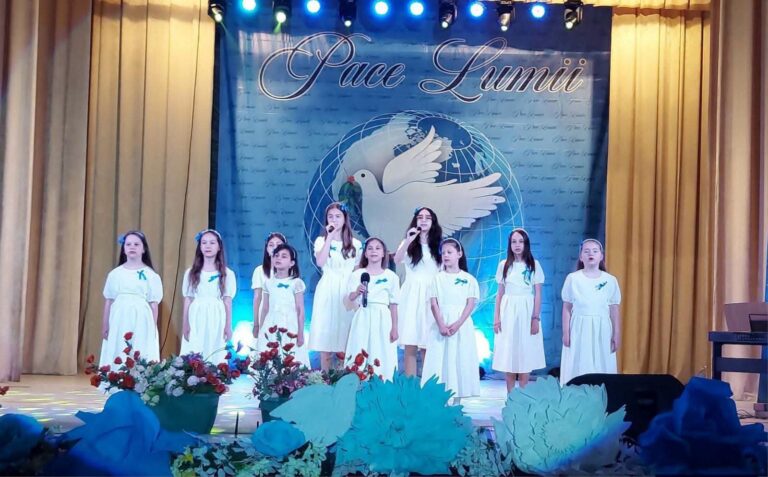 Festivalul-Concurs Internațional „PACE LUMII”